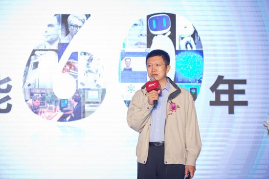 百度副总裁王海峰向新浪科技解释了让度秘卖薯条的原因